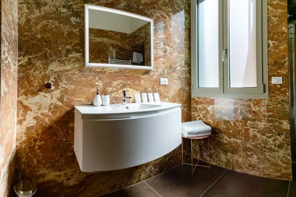 Bathroom 4
